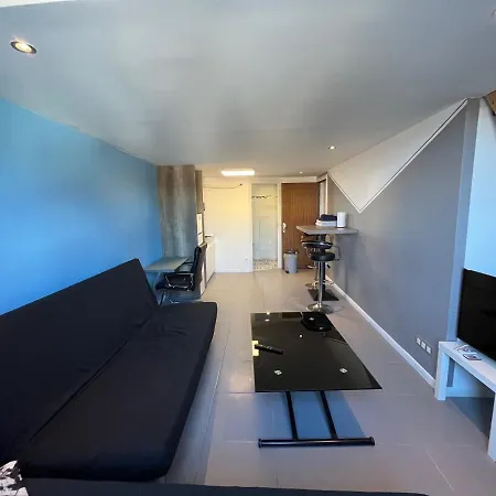 Apartament Momotel Bègles